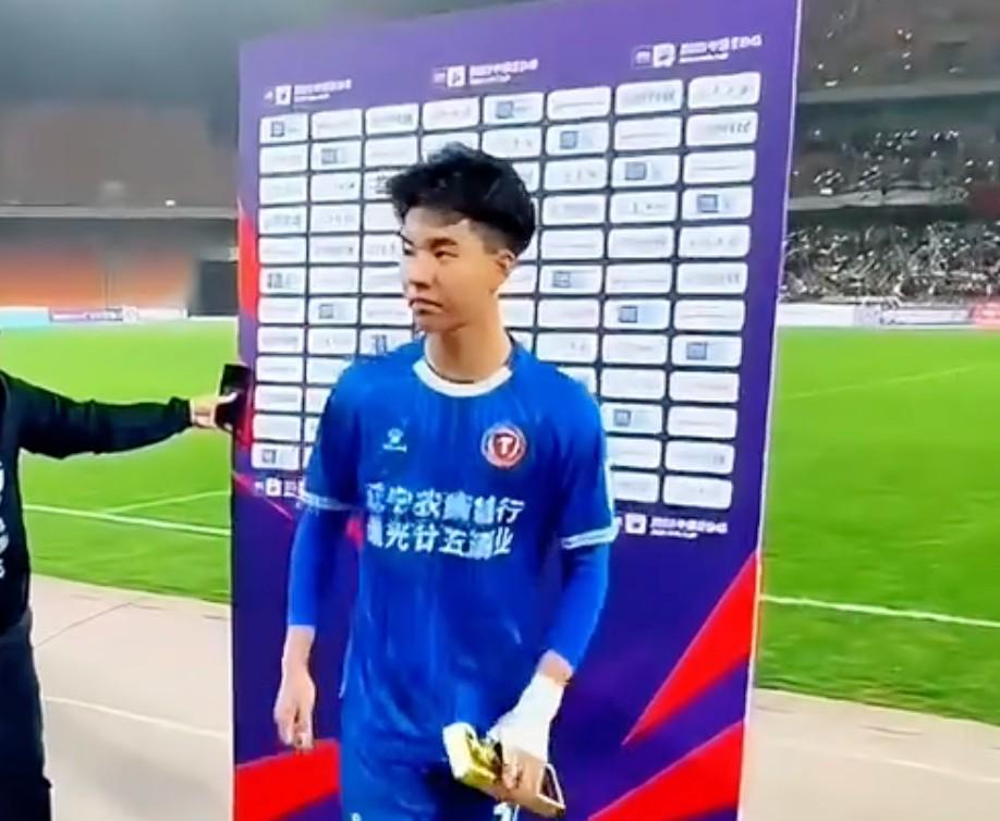 北美世界杯-德转：辽宁铁人张家鸣租借加盟塞尔维亚球队沃日多瓦茨